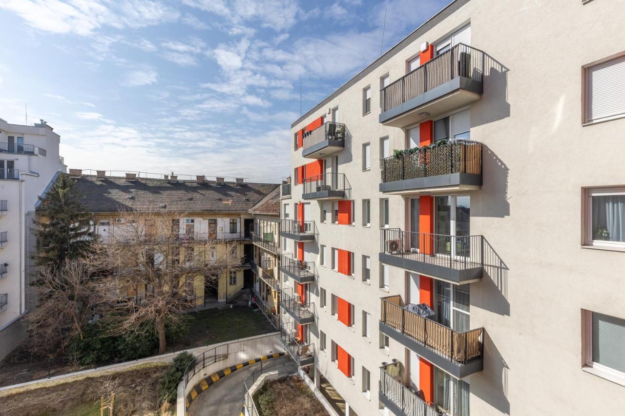 All You Need In Bp - Garage, Terraces, Aircon Budapest Exterior photo